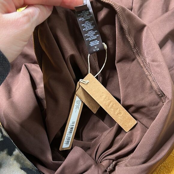 NWT SKIMS signature swim sarong skirt S - Picture 7 of 7